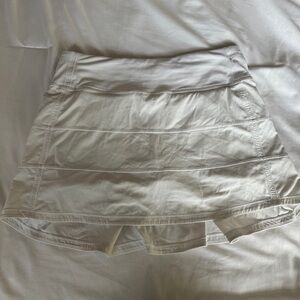 Lululemon Athletica White Skorts Lightweight Casual Style